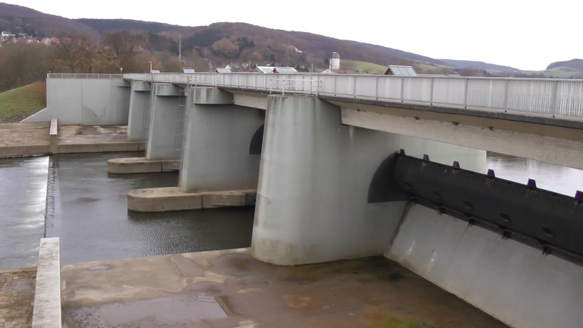 Hochwasserrückhaltebecken Salzderhelden