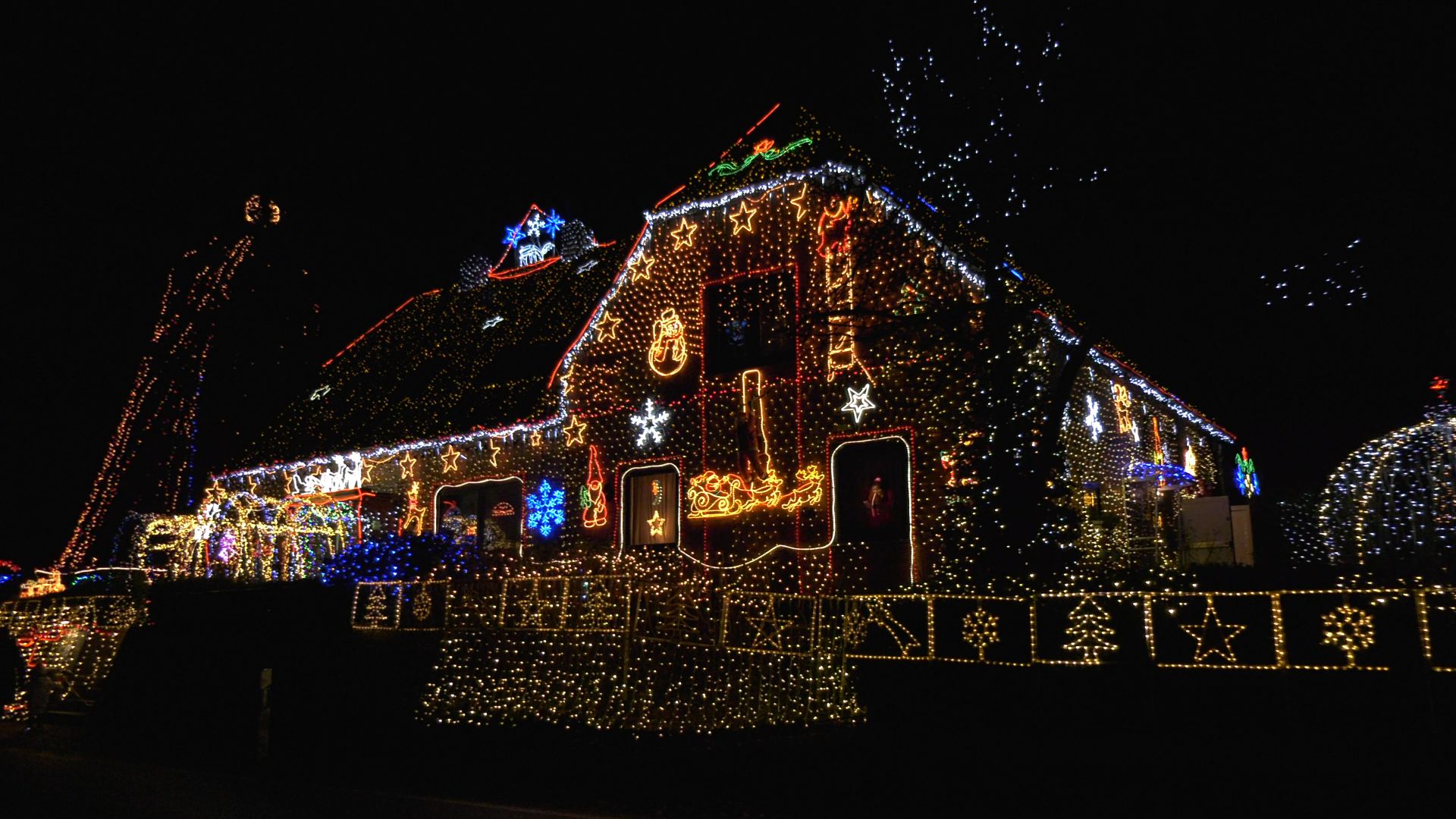 535.000 Lichter am Weihnachtshaus in Calle